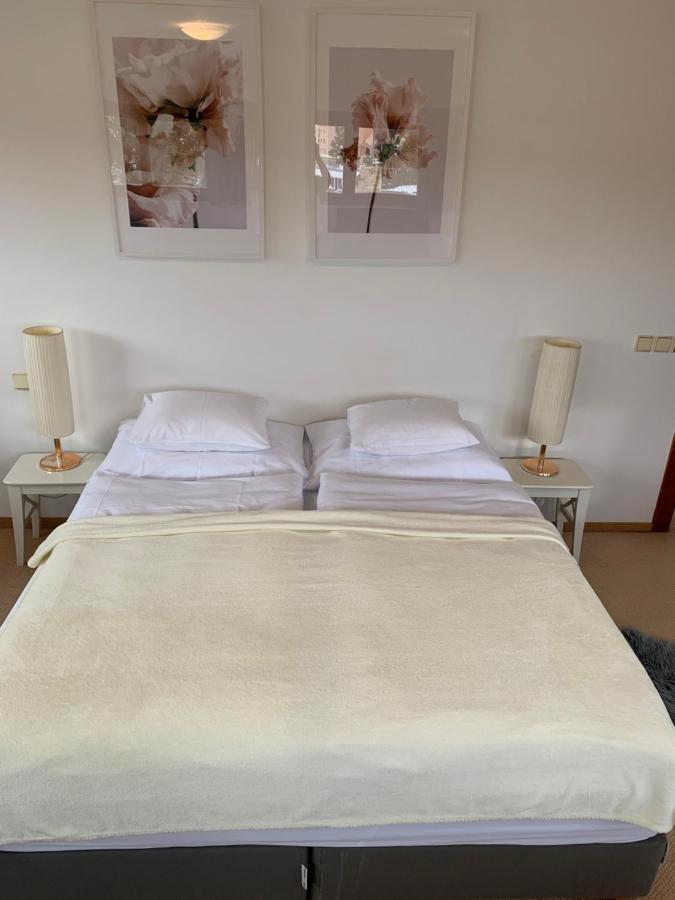 Residence Sarka Top Прага Экстерьер фото